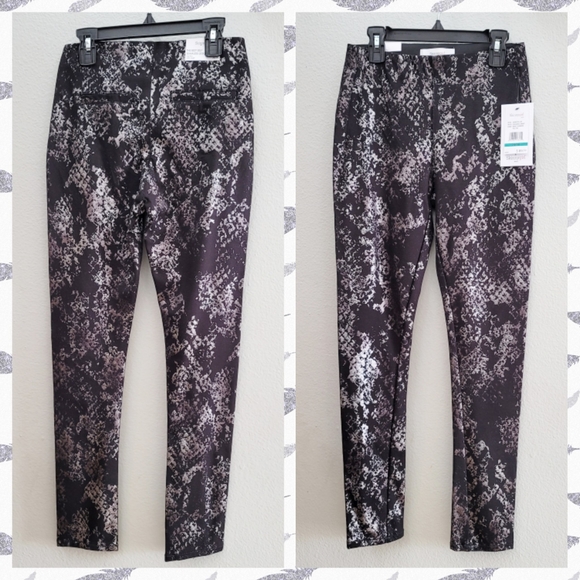 Skinny Girl Bailey Seamless Pull-On Legging in Gunmetal Snakeskin - Picture 2 of 9